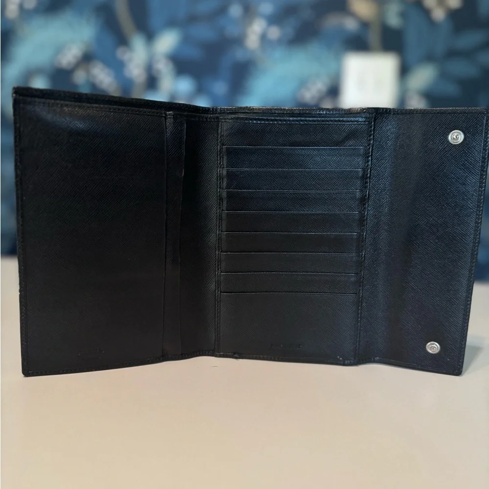 PRADA Saffiano Leather Continental Wallet Black Double Snap Closure - Authentic - Picture 6 of 8